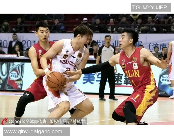 重庆排球队包夹战术解析与排球热点深度剖析